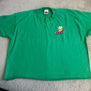 Vintage Single Stitch Cropped Tweety Bird Looney Tunes Green Graphic T-Shirt